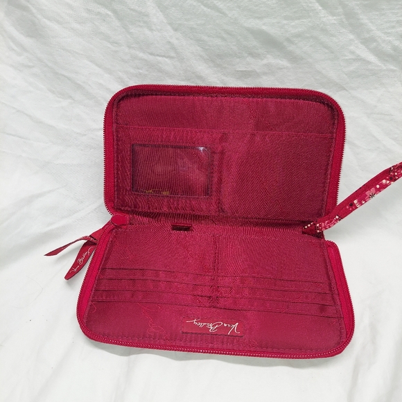 VERA BRADLEY Red Pink Paisley Zip Around Quilted Fold Out Women's Wallet - Picture 5 of 9
